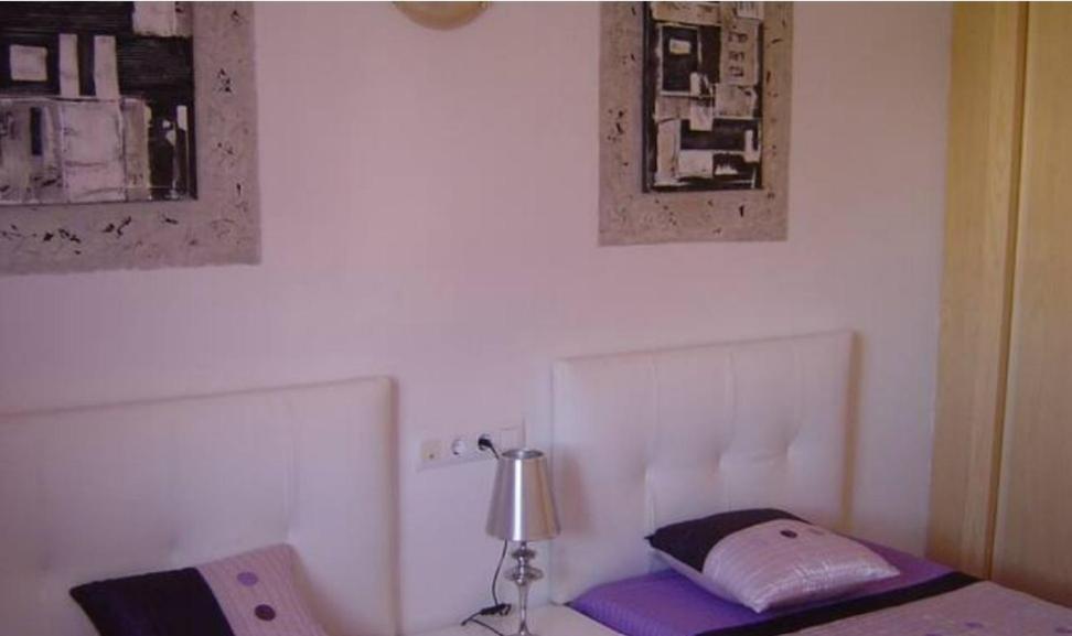 Piso Playa Carvajal Apartment Фуeнхирола Екстериор снимка